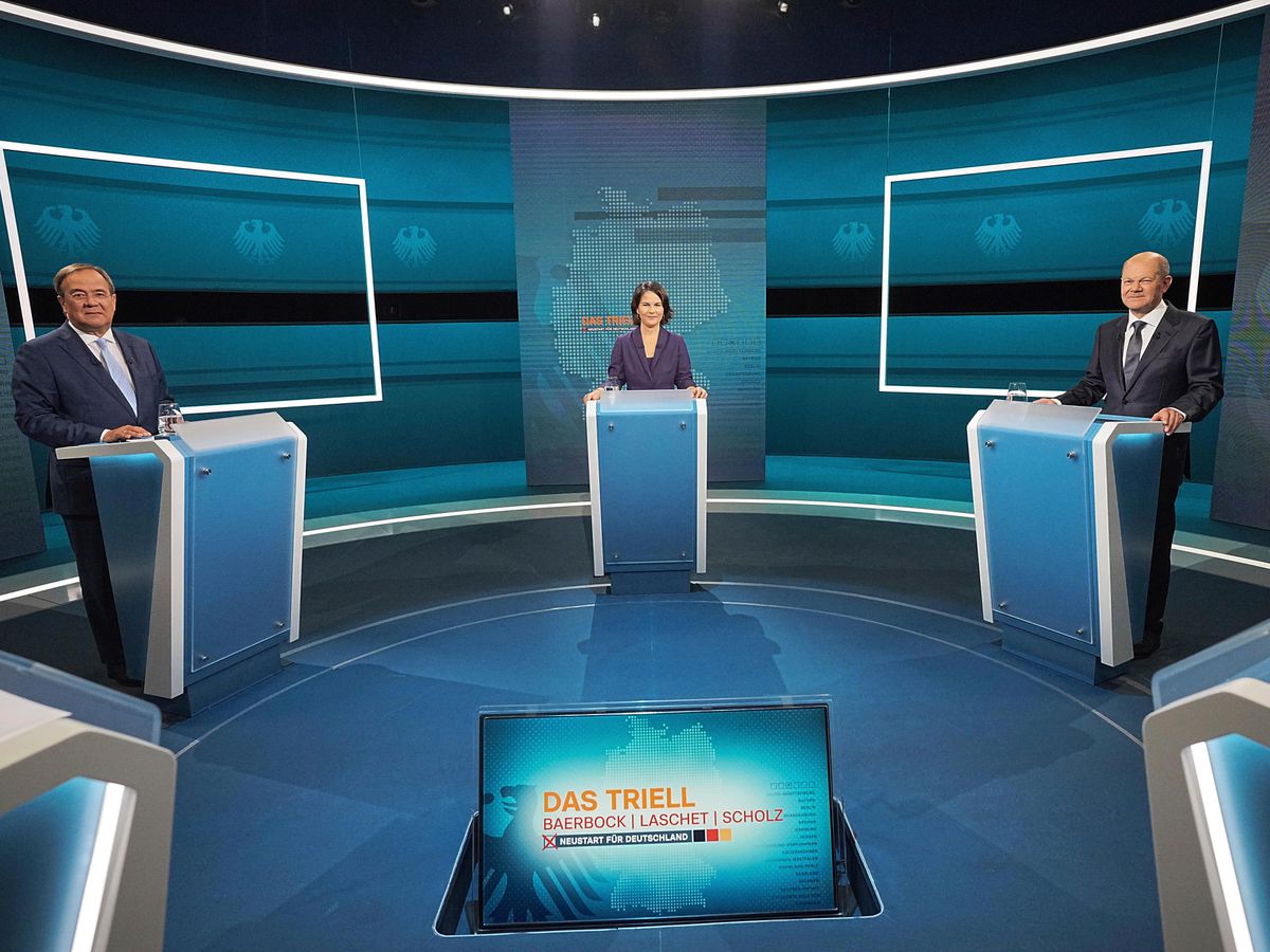 Màn tranh luận trực tiếp đầu tiên